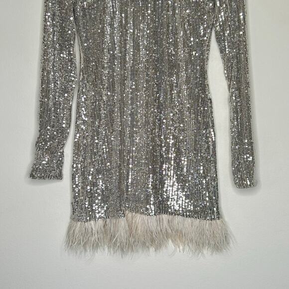 Apeach‎ Silver Sequin Min Dress With Feather Hem Long Sleeves Sz L - Picture 6 of 13
